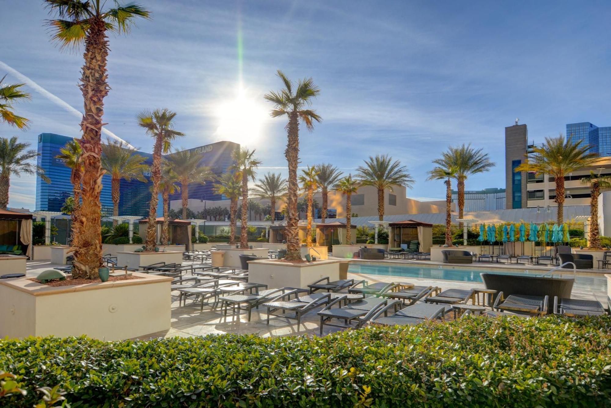 Studio Suite 25Th Flr Mgm Signature * Balcony Strip View ラスベガス エクステリア 写真