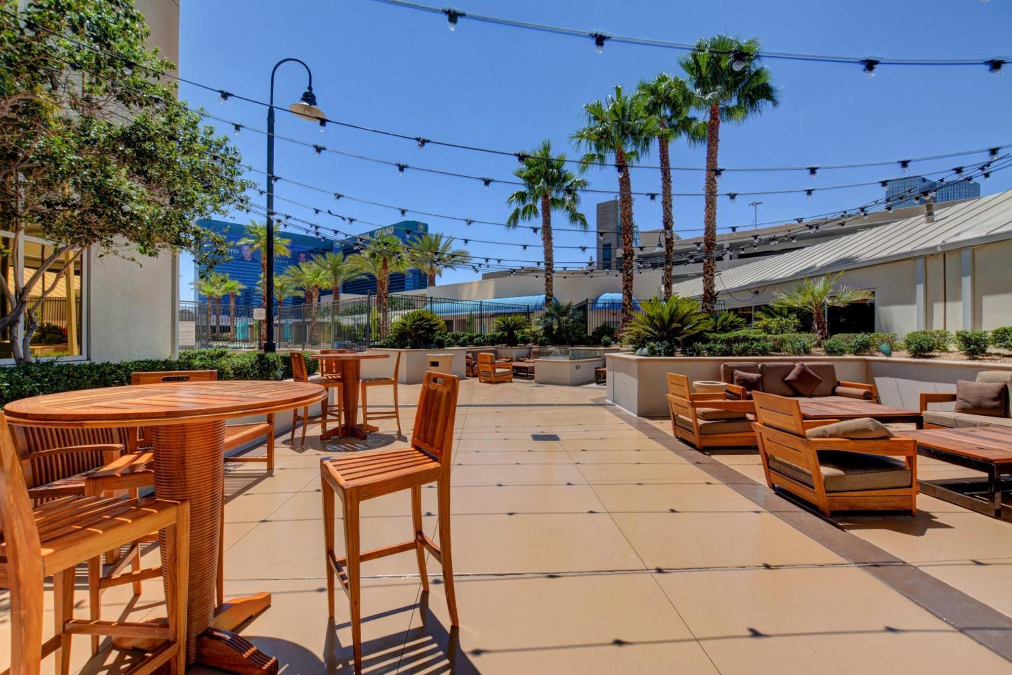 Studio Suite 25Th Flr Mgm Signature * Balcony Strip View ラスベガス エクステリア 写真