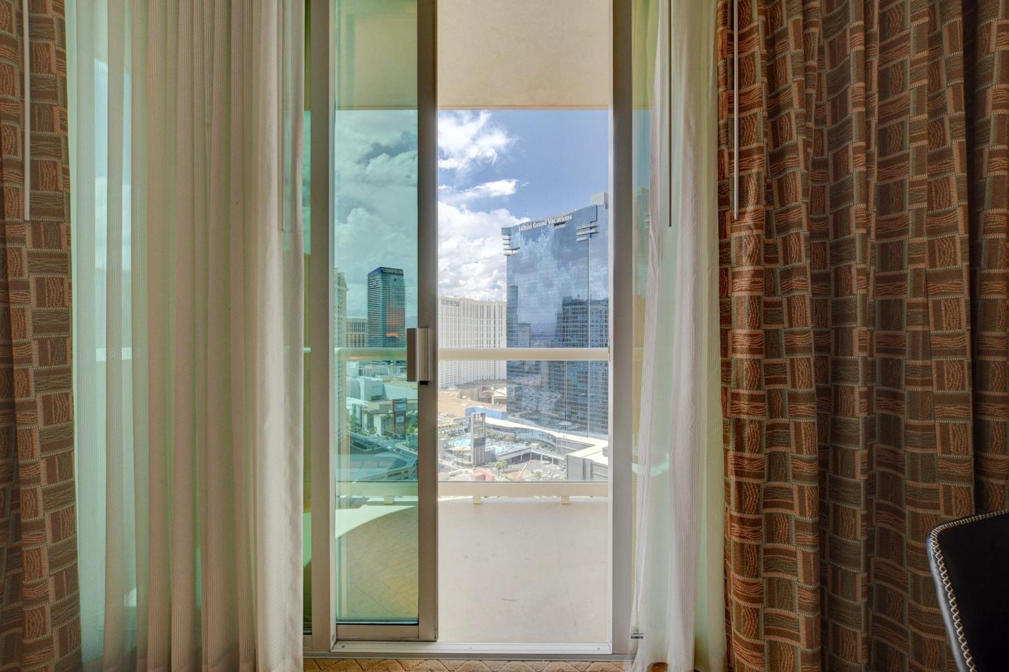 Studio Suite 25Th Flr Mgm Signature * Balcony Strip View ラスベガス エクステリア 写真